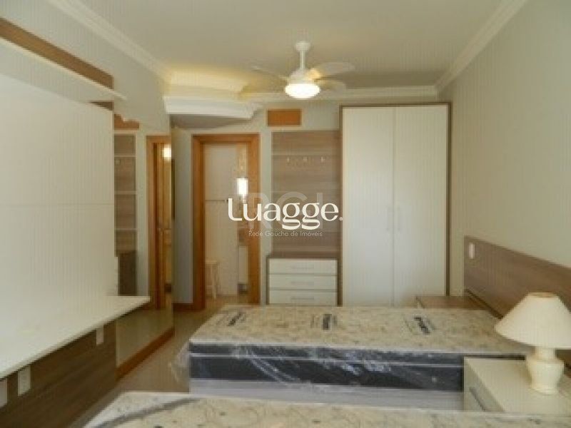 Apartamento à venda com 4 quartos, 191m² - Foto 13
