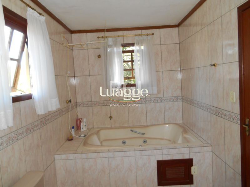 Sítio à venda com 3 quartos, 242m² - Foto 5