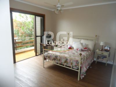 Casa à venda com 4 quartos, 330m² - Foto 42