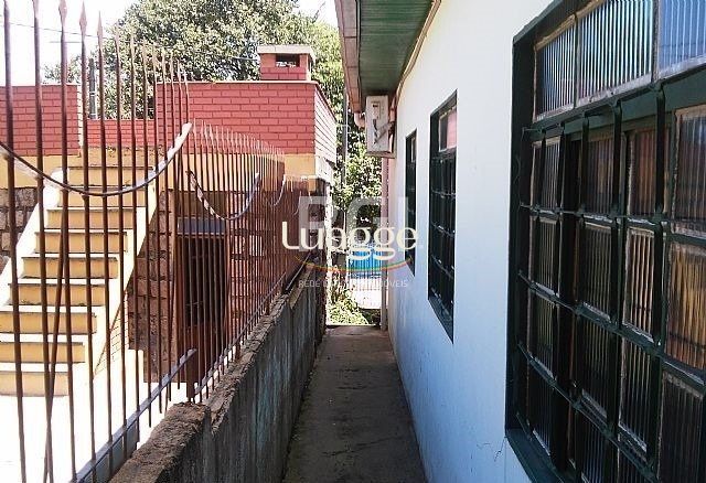 Casa à venda com 4 quartos, 112m² - Foto 3