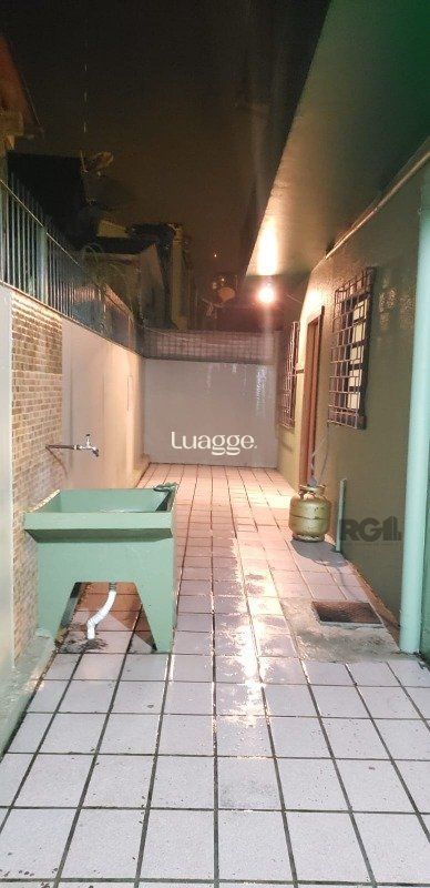 Casa à venda com 7 quartos, 202m² - Foto 38