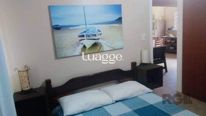 Casa à venda com 7 quartos, 202m² - Foto 26