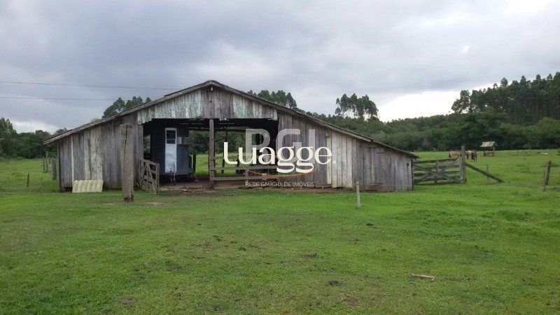 Chácara à venda com 3 quartos, 71002m² - Foto 12
