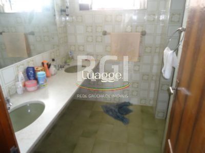 Casa à venda com 4 quartos, 330m² - Foto 34