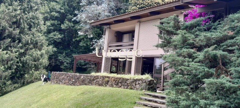 Casa à venda com 3 quartos, 349m² - Foto 2