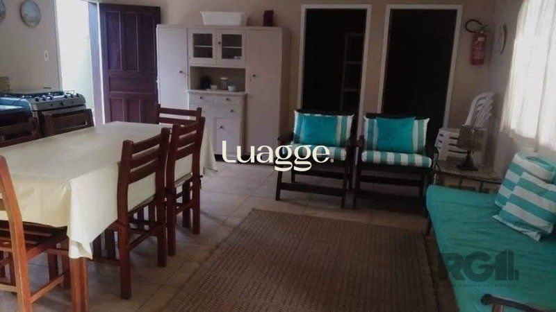 Casa à venda com 7 quartos, 202m² - Foto 33