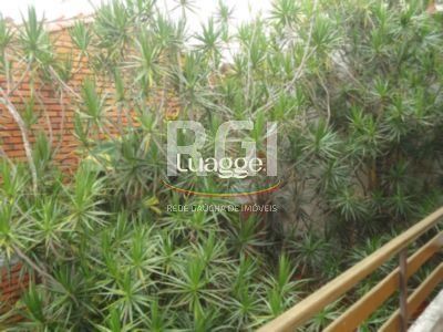 Casa à venda com 4 quartos, 330m² - Foto 47