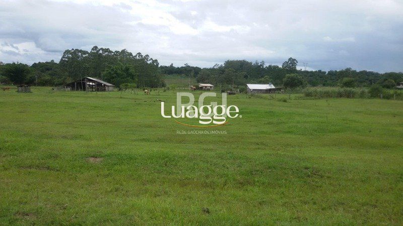 Chácara à venda com 3 quartos, 71002m² - Foto 24