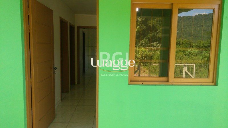 Casa à venda com 3 quartos, 102m² - Foto 1