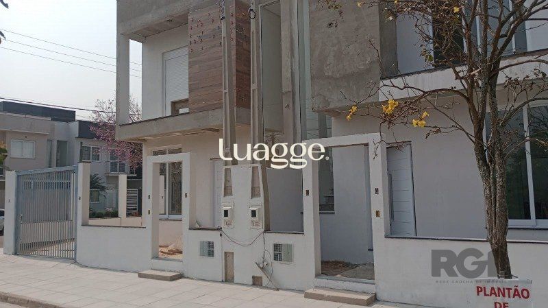 Casa à venda com 2 quartos, 79m² - Foto 2