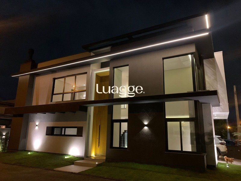Casa de Condomínio à venda com 3 quartos, 210m² - Foto 4