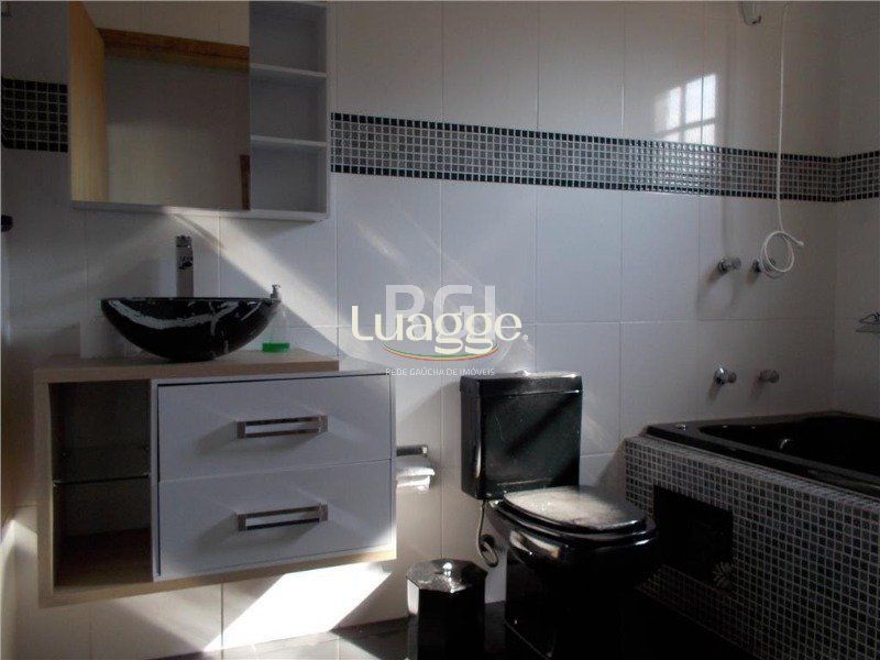 Casa à venda com 4 quartos, 199m² - Foto 13