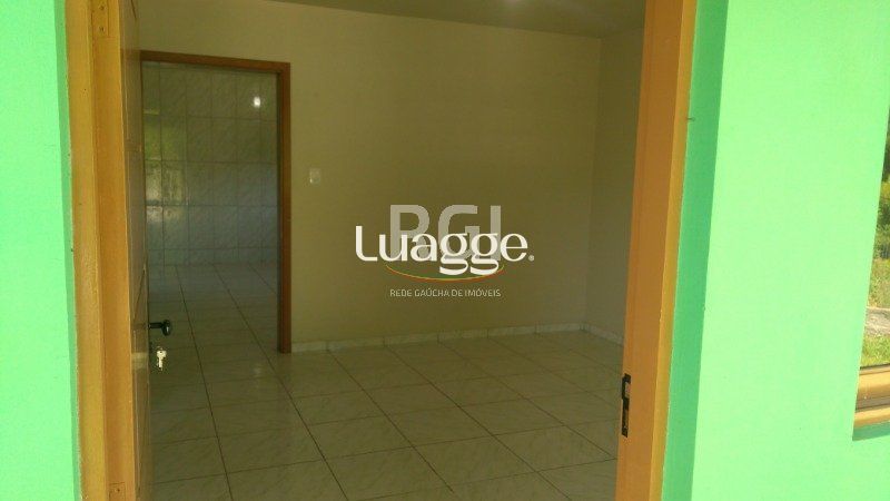 Casa à venda com 3 quartos, 102m² - Foto 2