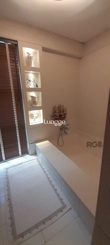 Casa à venda com 3 quartos, 349m² - Foto 9