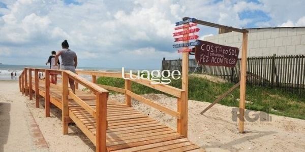 Casa à venda com 2 quartos, 41m² - Foto 3