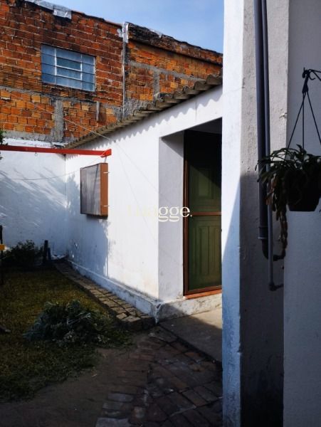 Casa à venda com 1 quarto, 166m² - Foto 3