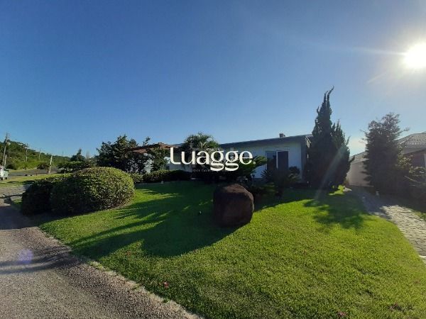 Casa de Condomínio à venda com 3 quartos, 322m² - Foto 4