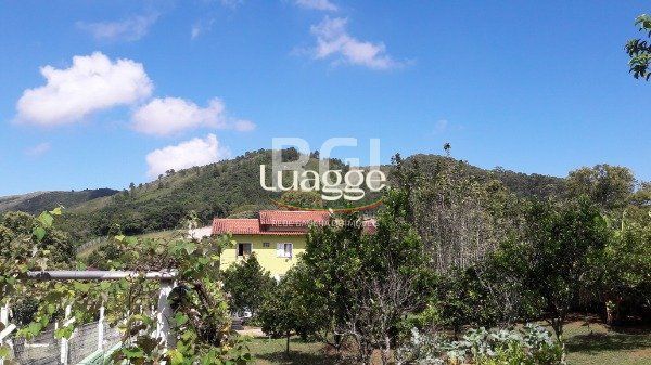 Sítio à venda com 3 quartos, 248m² - Foto 61