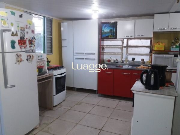 Casa à venda com 3 quartos, 103m² - Foto 4