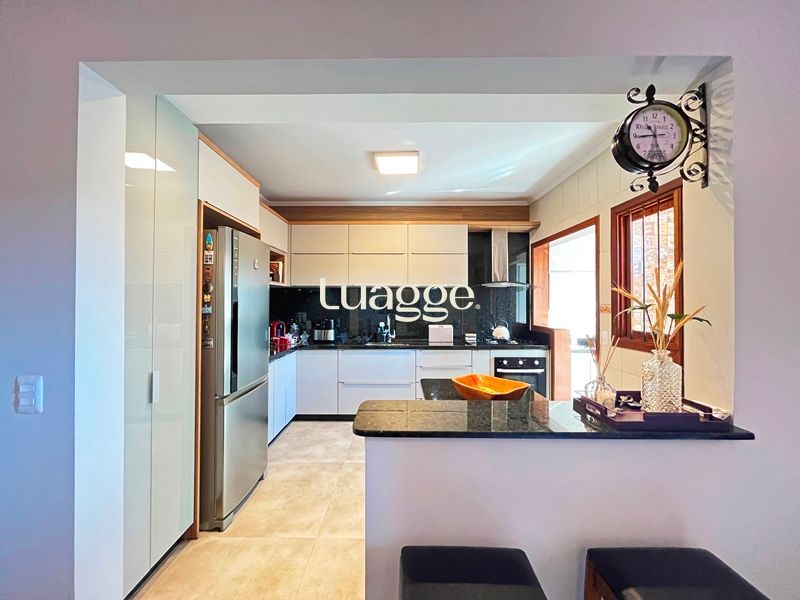 Casa à venda com 3 quartos, 135m² - Foto 13