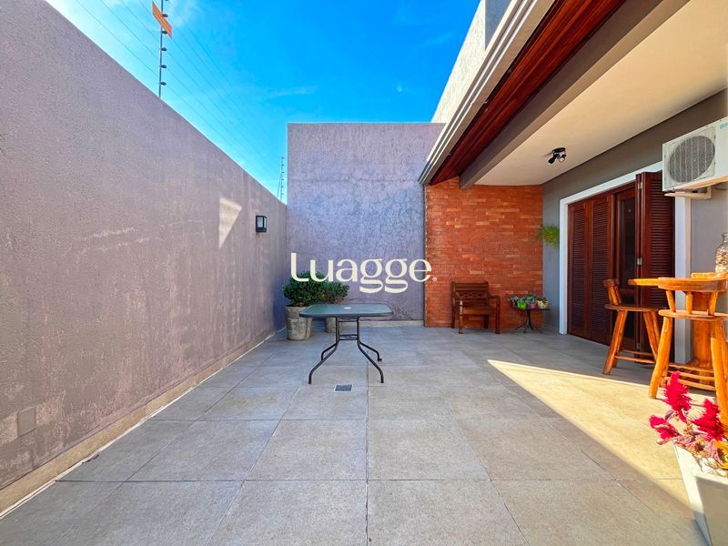 Casa à venda com 3 quartos, 135m² - Foto 47