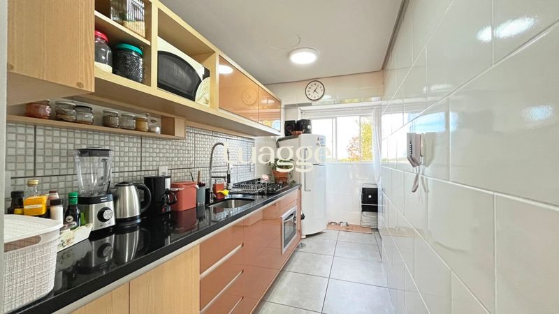 Apartamento à venda com 2 quartos, 77m² - Foto 12