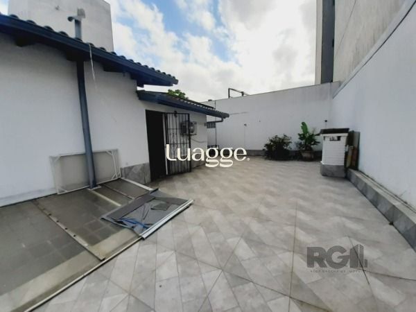 Casa à venda com 4 quartos, 244m² - Foto 13