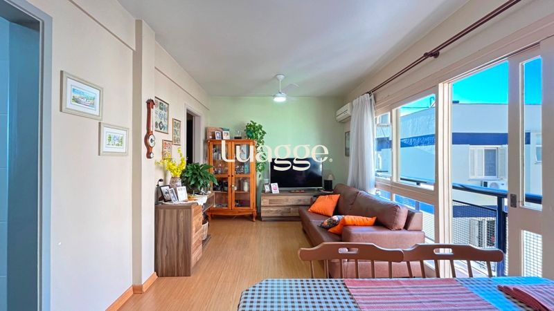 Apartamento à venda com 2 quartos, 77m² - Foto 6