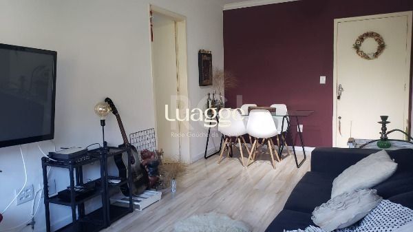 Apartamento para Venda - 49.21m², 1 dormitório, 1 vaga - Nonoai