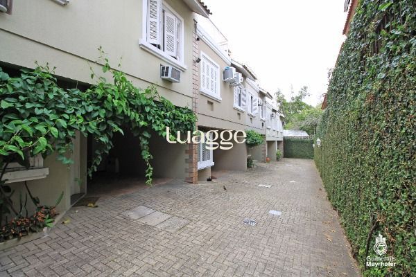 Casa de Condomínio à venda com 3 quartos, 164m² - Foto 2