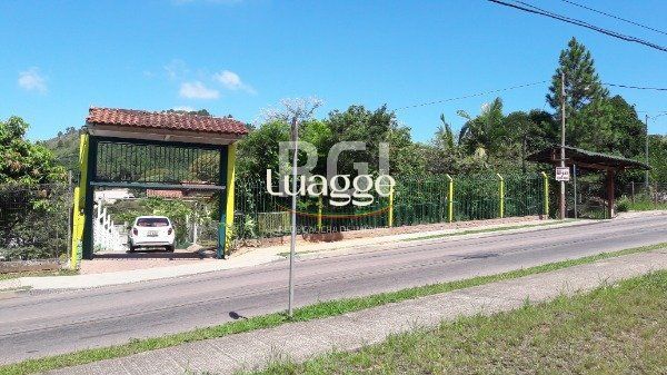 Sítio à venda com 3 quartos, 248m² - Foto 2