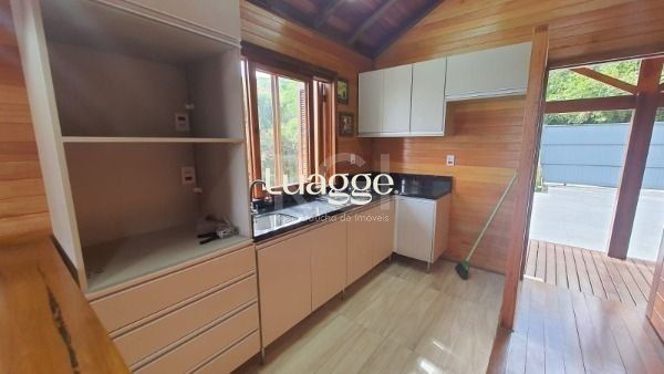 Casa à venda com 4 quartos, 89m² - Foto 10