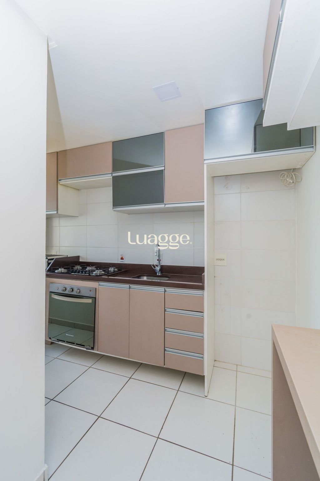 Apartamento à venda com 3 quartos, 70m² - Foto 4