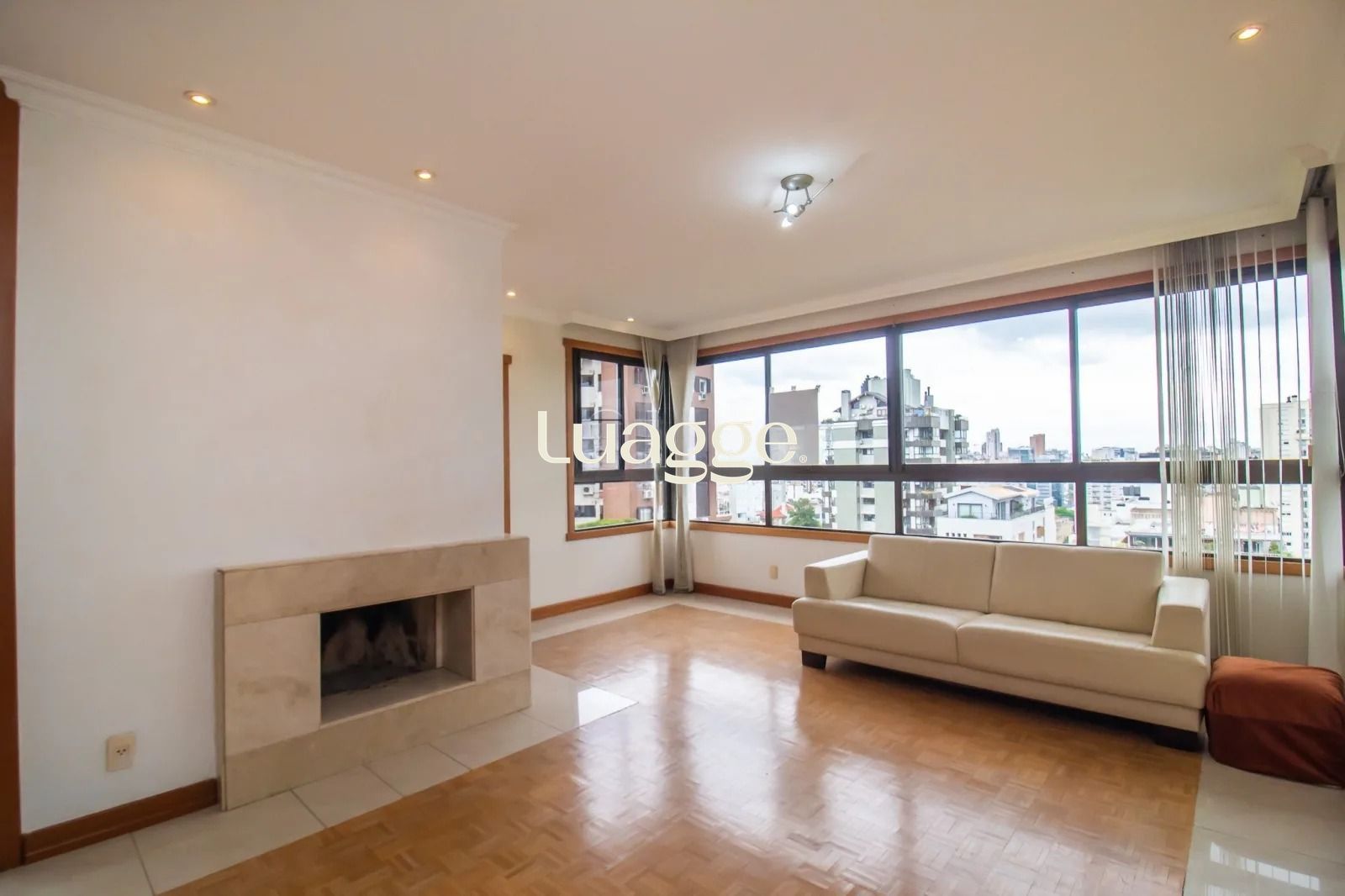 Apartamento, 3 quartos, 138 m² - Foto 1