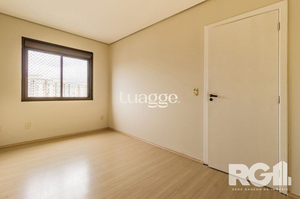 Apartamento à venda com 2 quartos, 70m² - Foto 12