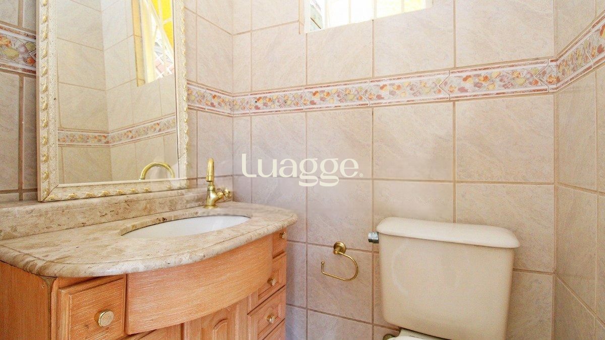 Casa à venda com 4 quartos, 220m² - Foto 10