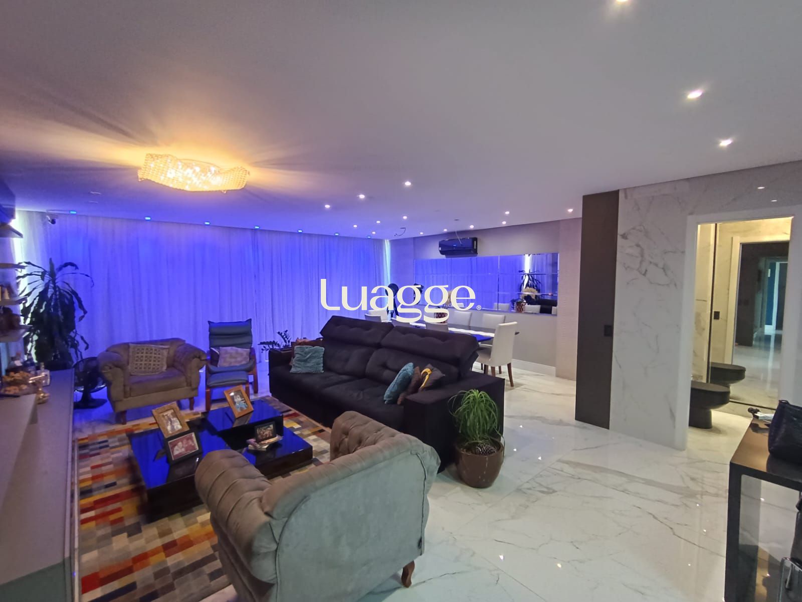 Apartamento, 3 quartos, 186 m² - Foto 1