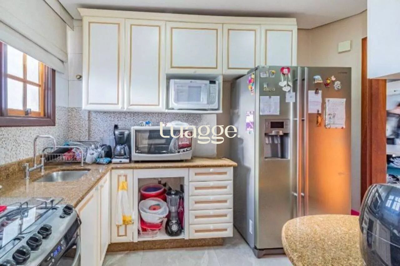 Cobertura, 3 quartos, 217 m² - Foto 9