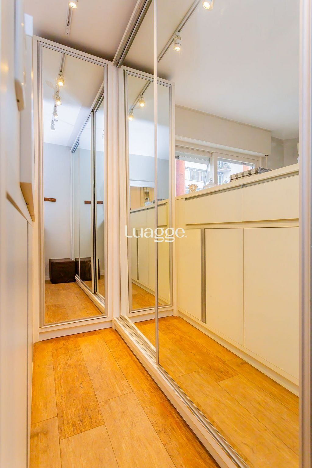 Apartamento à venda com 3 quartos, 211m² - Foto 16