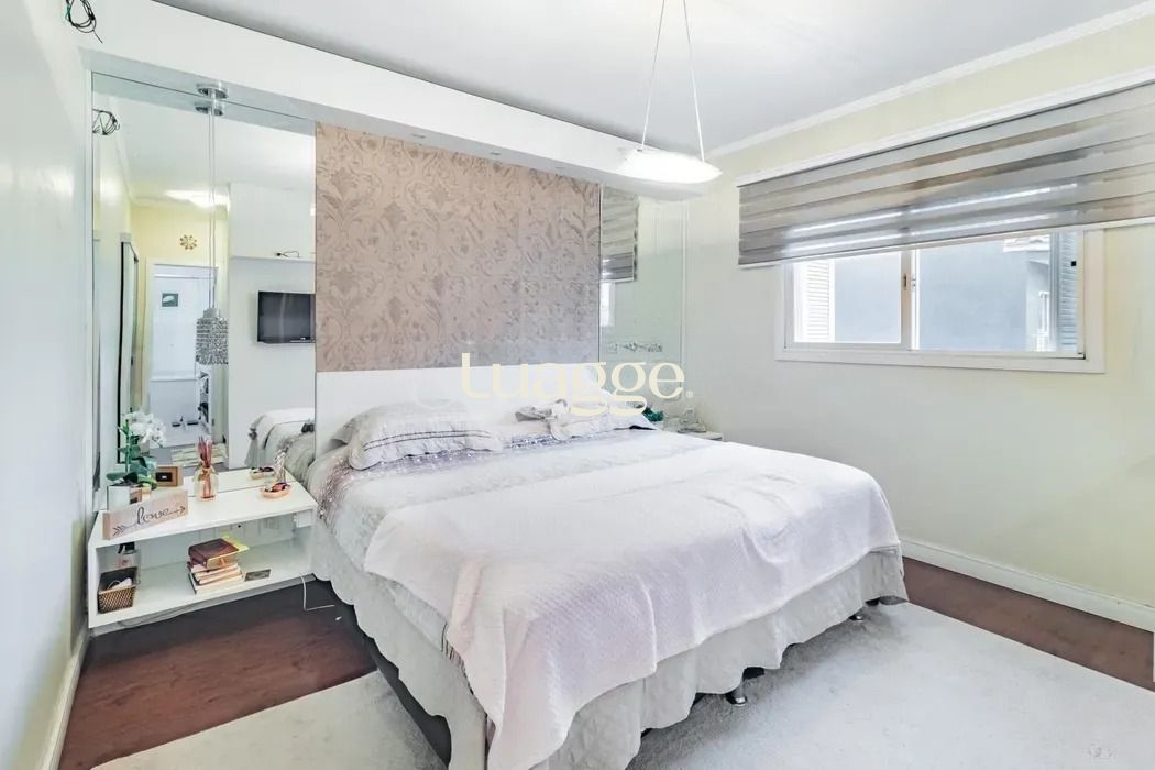 Casa de Condomínio à venda com 3 quartos, 228m² - Foto 13