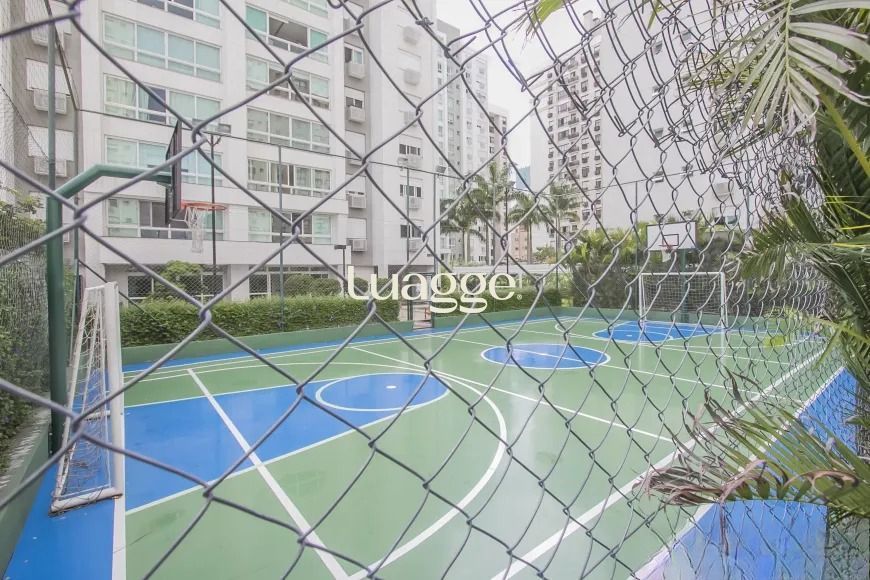 Apartamento à venda com 3 quartos, 107m² - Foto 34