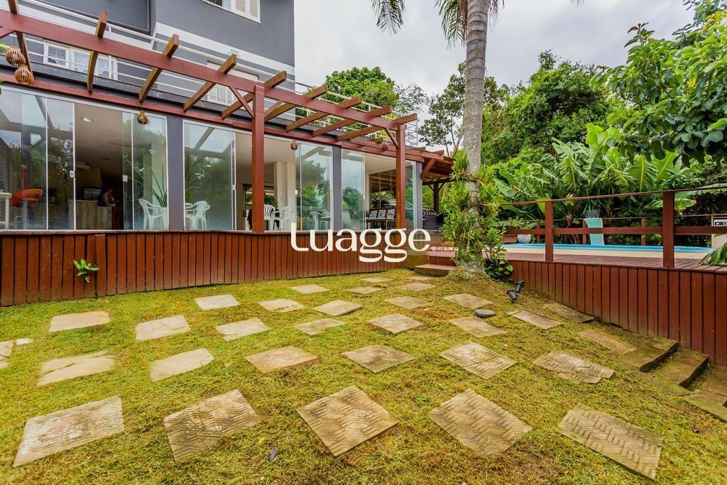 Casa de Condomínio à venda com 3 quartos, 275m² - Foto 19
