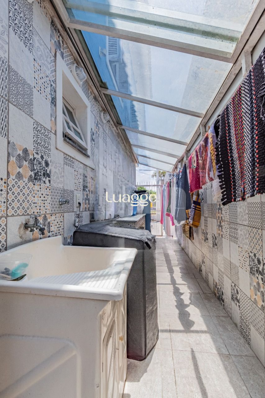 Casa à venda com 3 quartos, 127m² - Foto 8