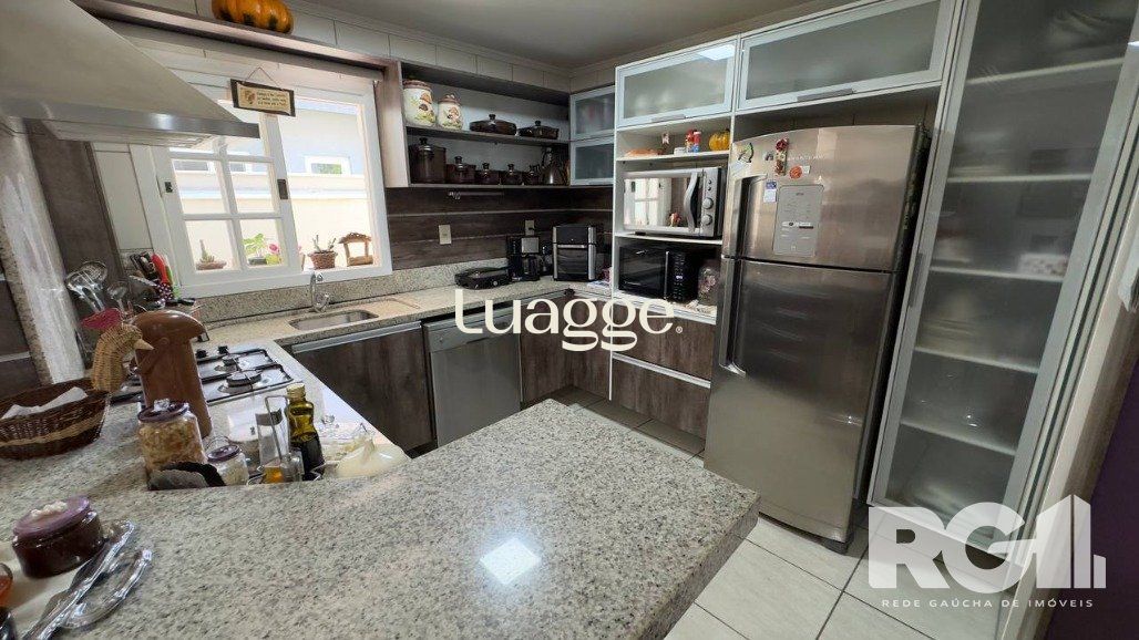 Casa de Condomínio à venda com 5 quartos, 249m² - Foto 15