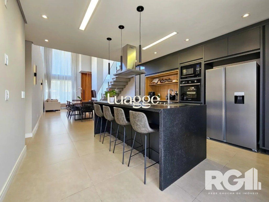 Casa de Condomínio à venda com 3 quartos, 249m² - Foto 3