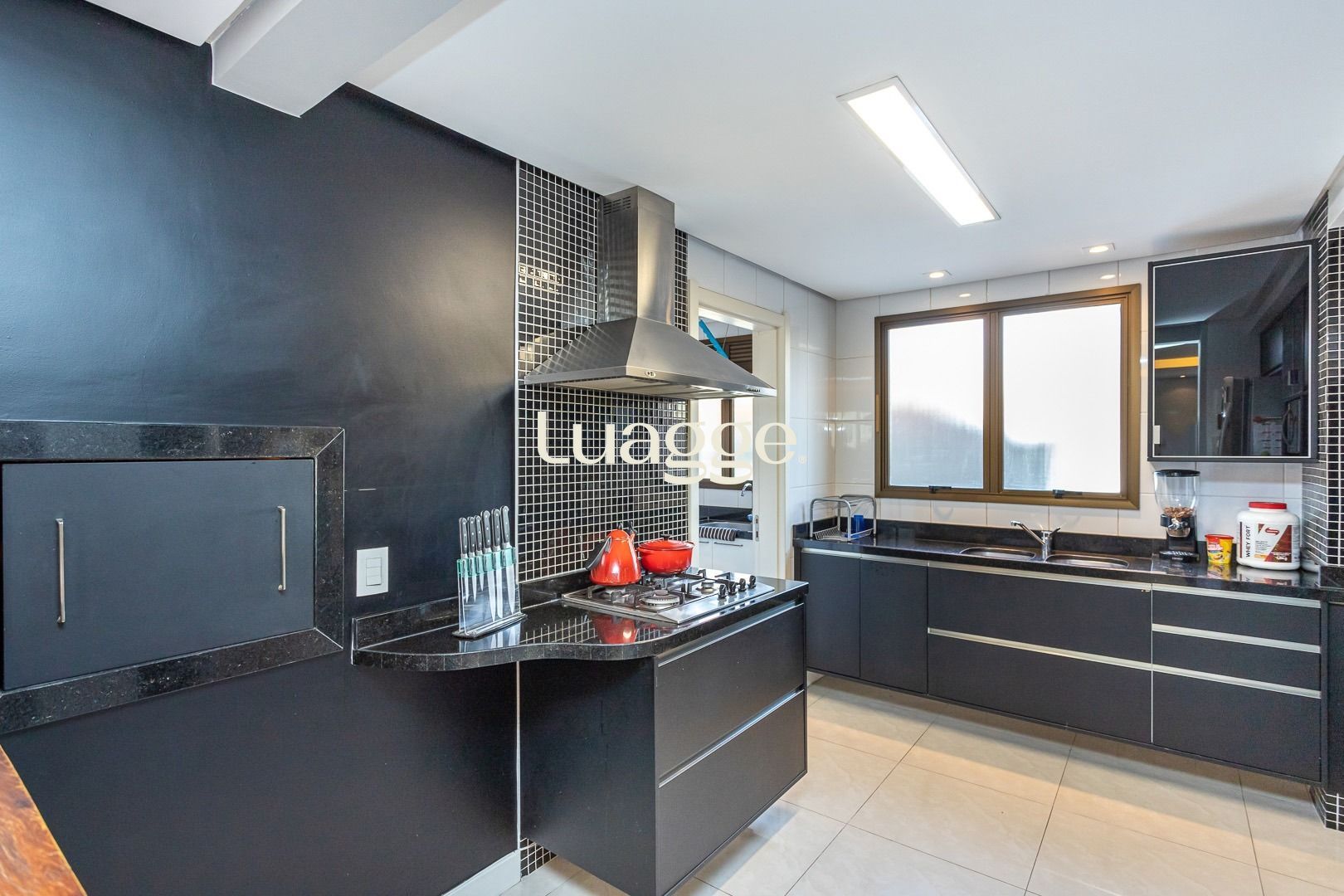 Depósito-Galpão-Armazém à venda com 3 quartos, 180m² - Foto 12