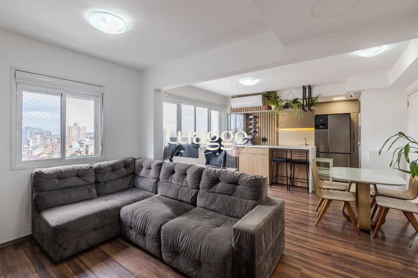 Apartamento à venda com 3 quartos, 65m² - Foto 1