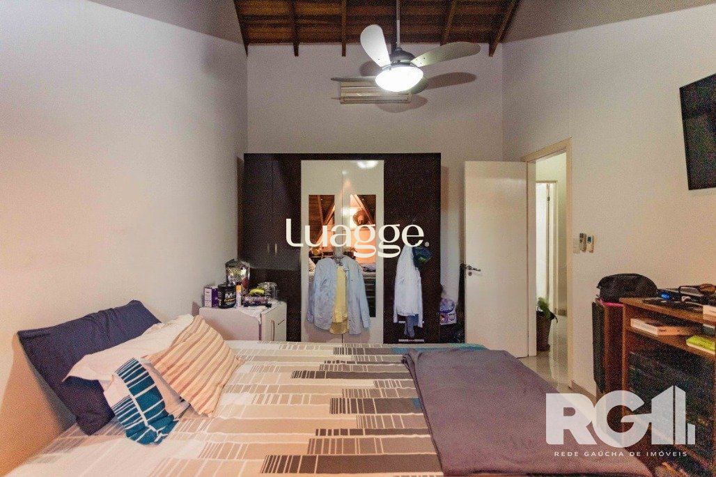 Casa de Condomínio à venda com 5 quartos, 249m² - Foto 40