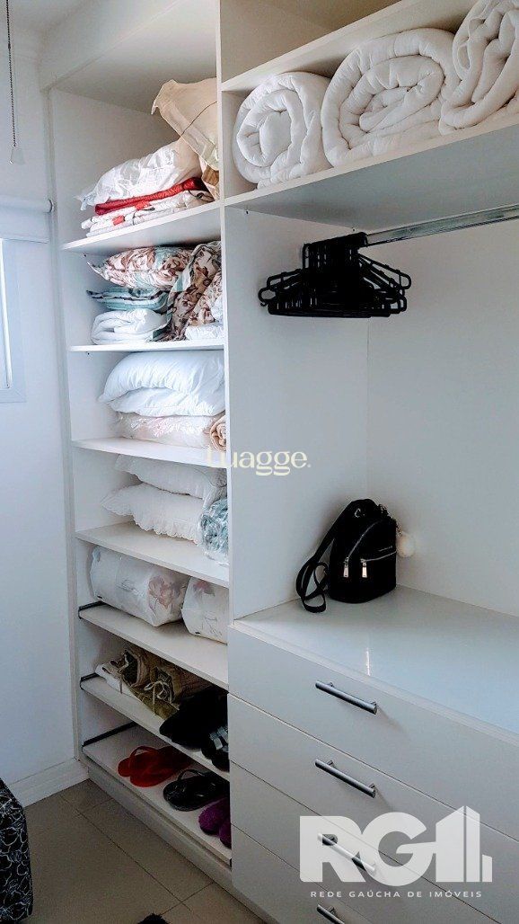 Casa de Condomínio à venda com 6 quartos, 356m² - Foto 17