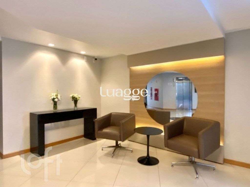 Apartamento à venda com 3 quartos, 85m² - Foto 37